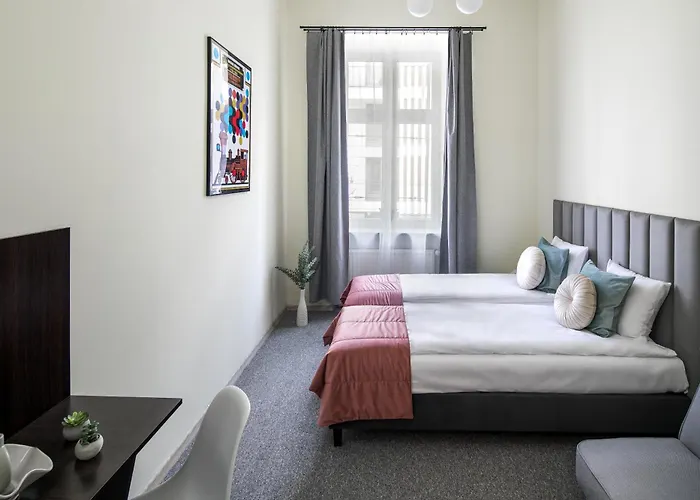 The Royal Patch アパート 3*